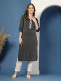 Noir Grace Straight Kurta