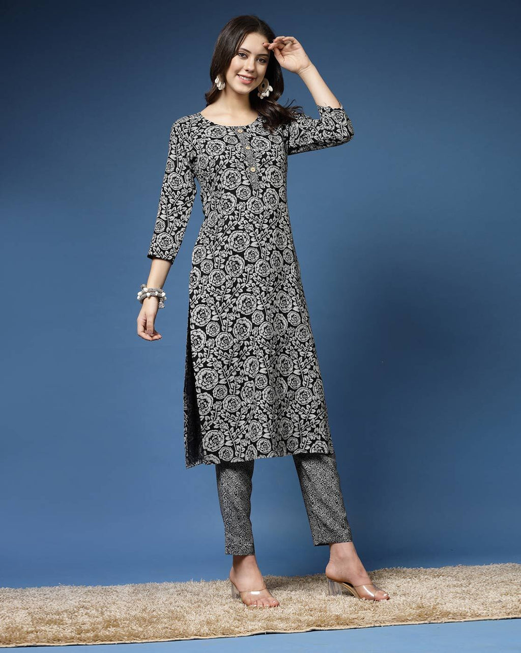 Black Floral Print Straight Kurta & Pants Set