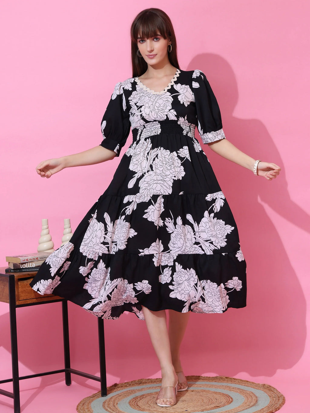 Elegant Noir Floral Midi Dress