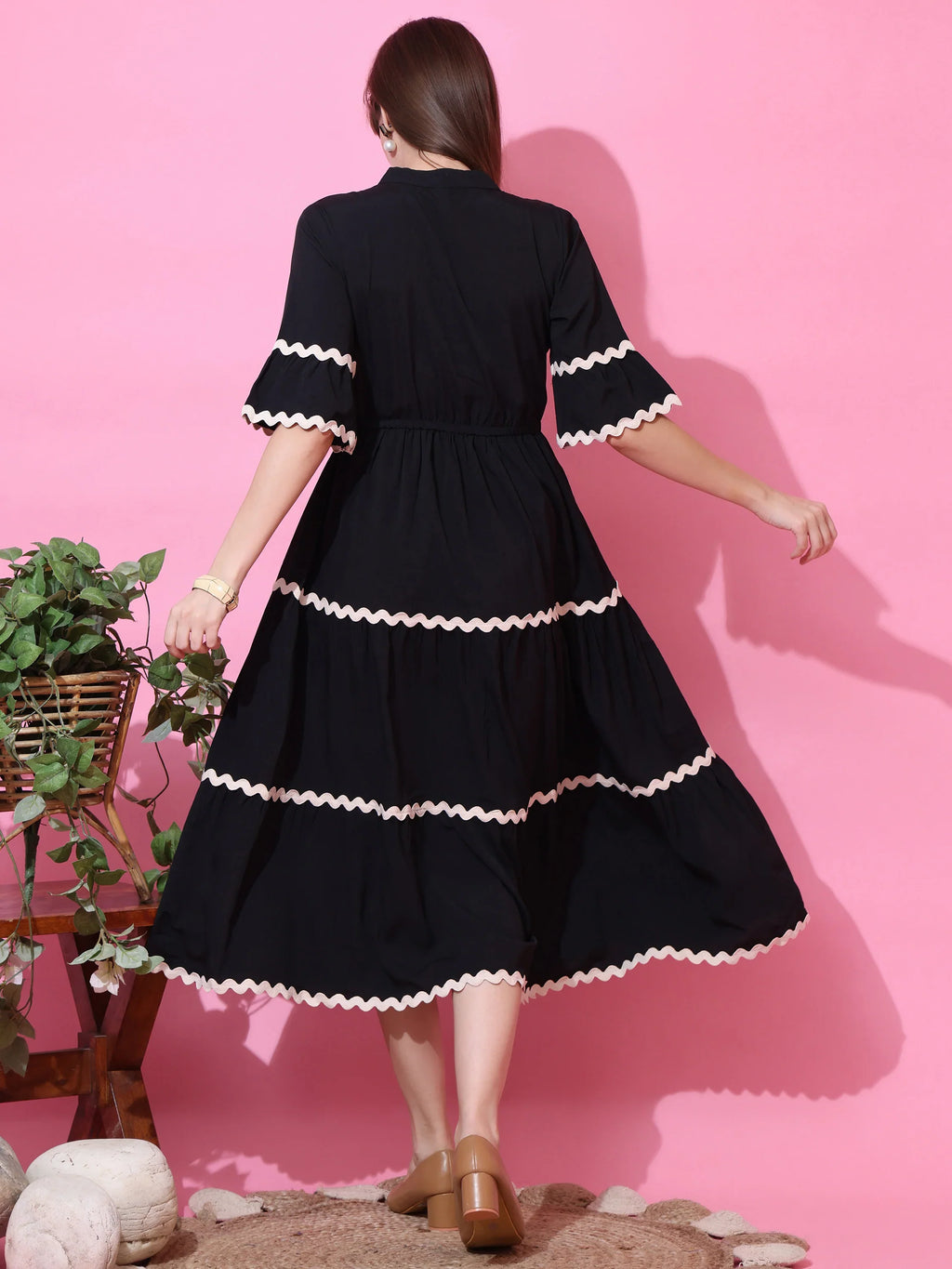 Elegant Eclipse Solid Midi Dress
