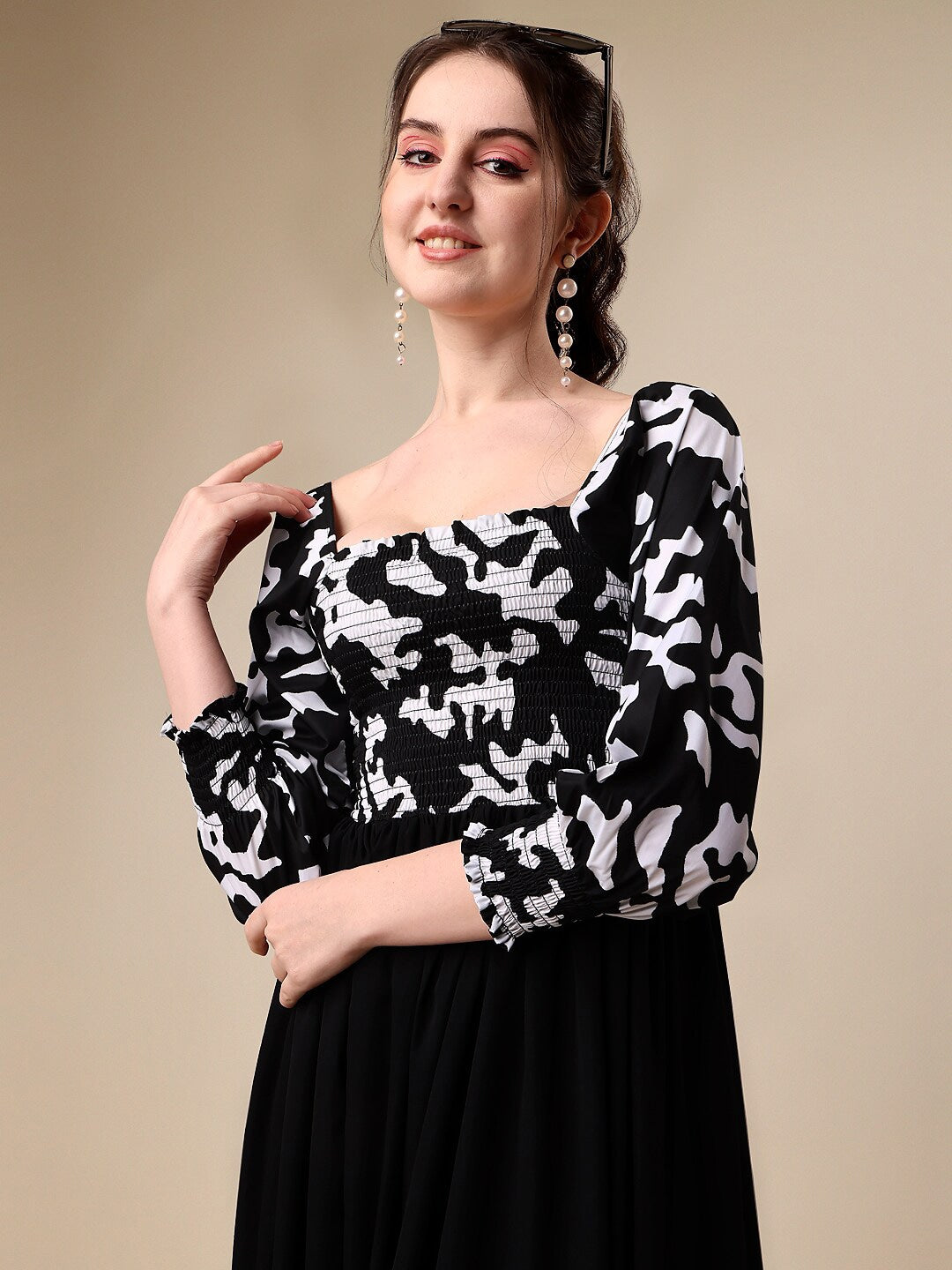 Chic Black Abstract Maxi Dress