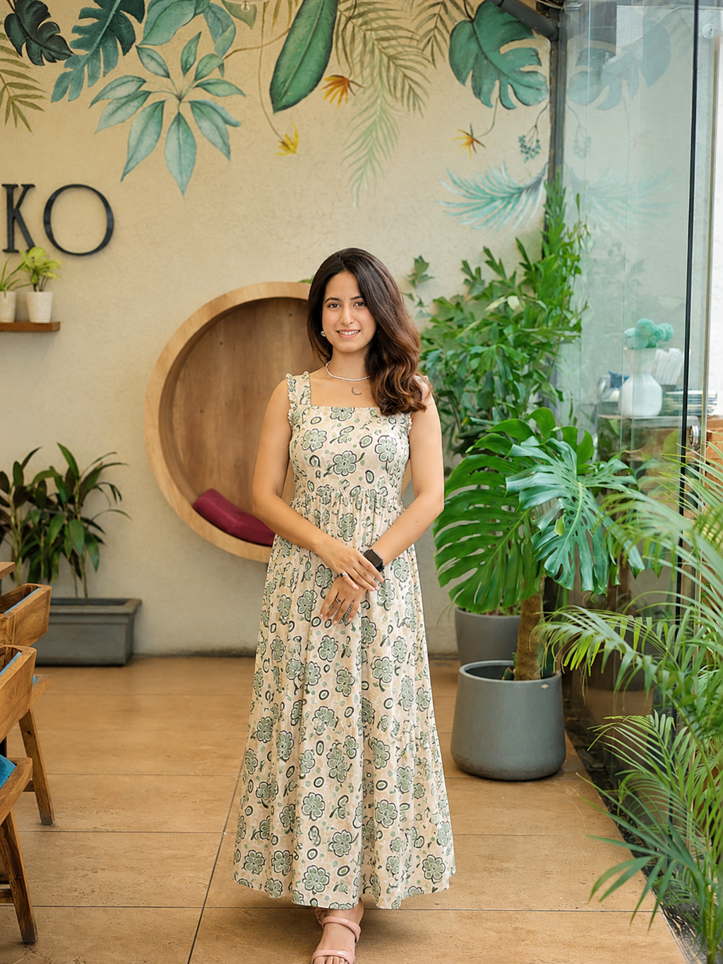 Minimal Green Fit and Flare Maxi Dress