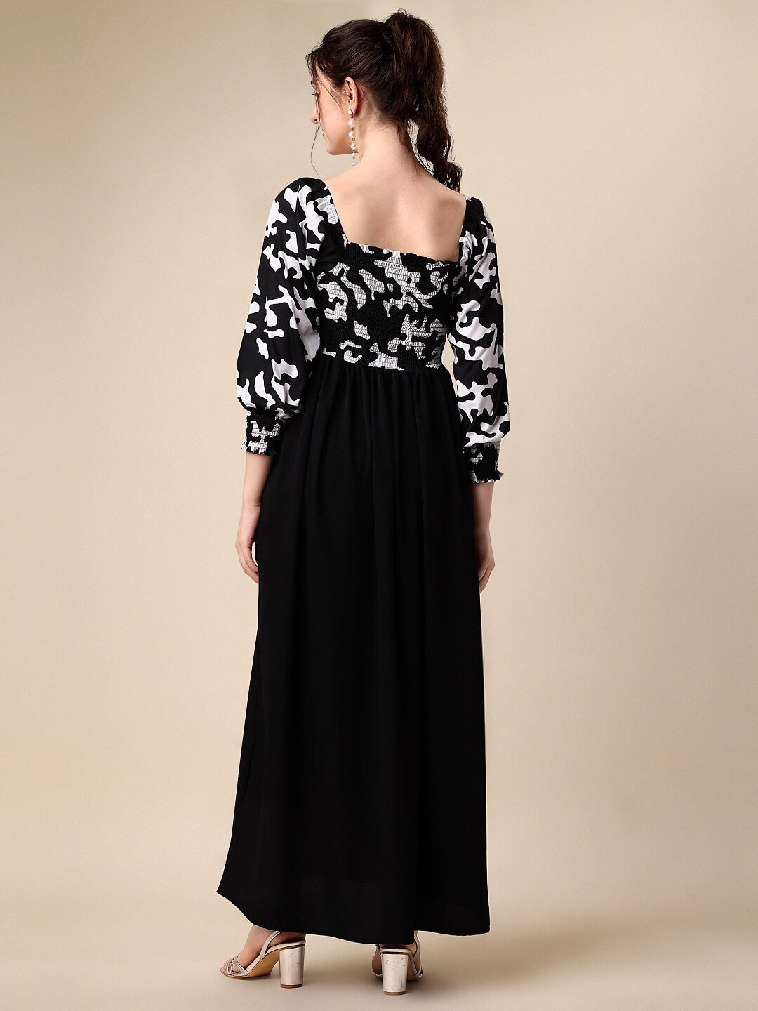 Chic Black Abstract Maxi Dress