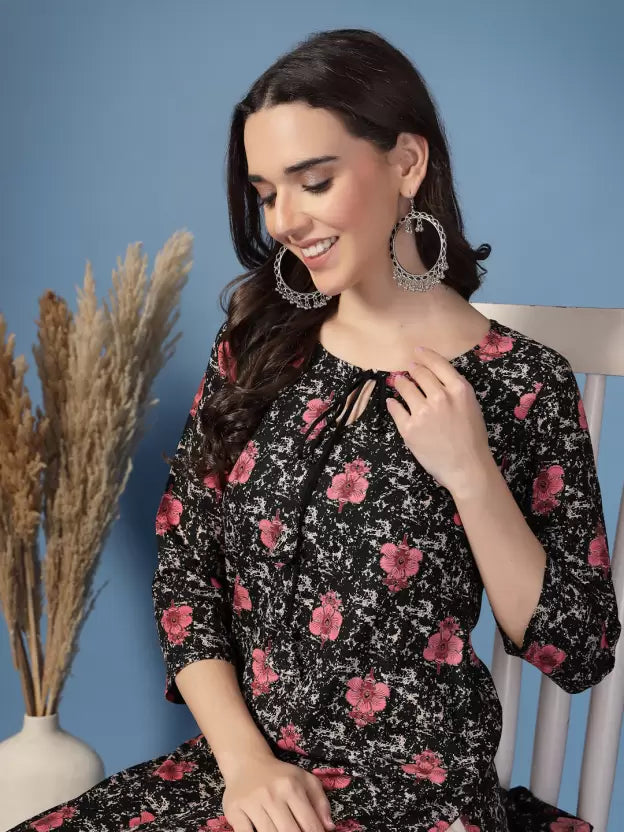 Classy Black Floral V Neck Tie-up Kurta
