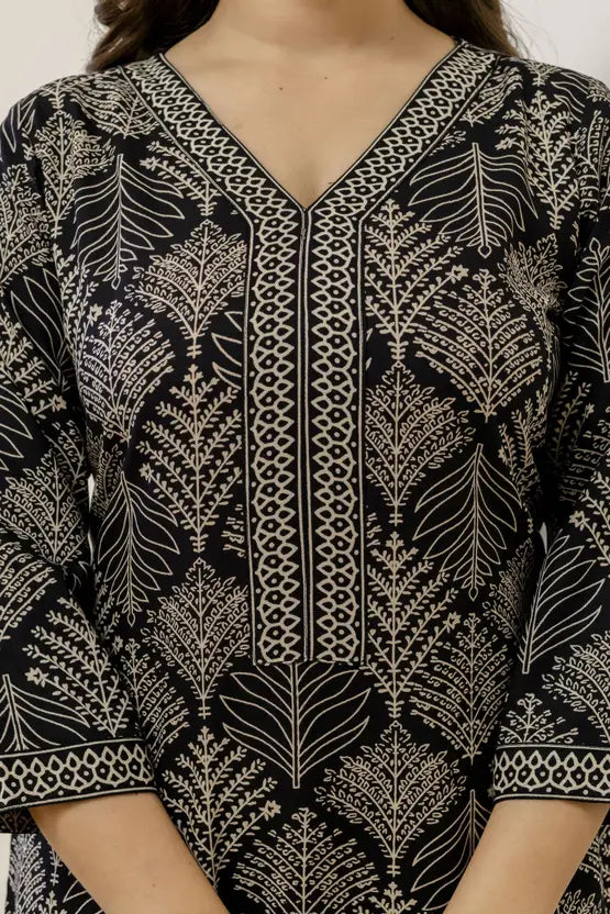 Noir Elegance Floral Straight Kurta