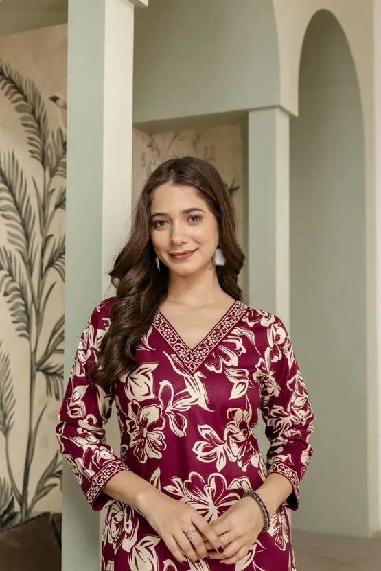 Timeless Floral Maroon Straight Kurta