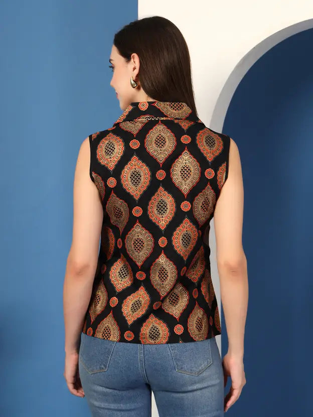 Black Elegance Printed Collared Top