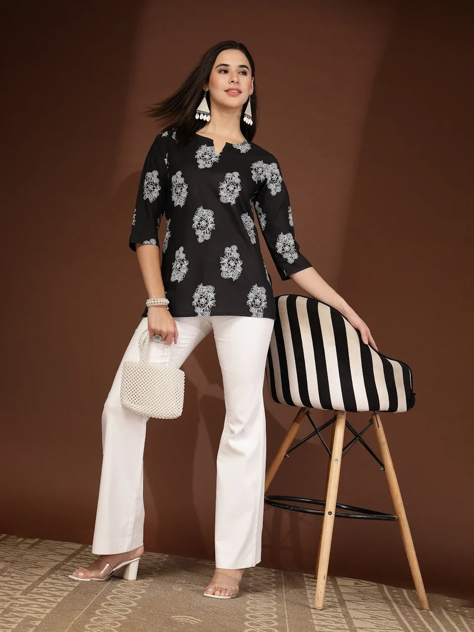 Elegant Bloom Straight Short Kurta