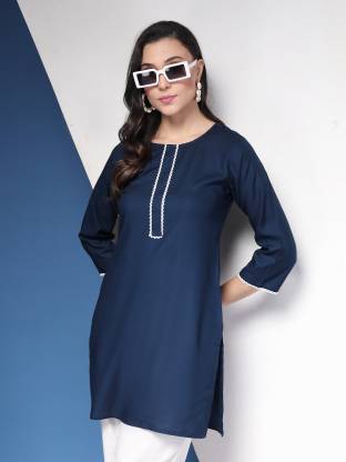 Blue Solid Round Neck Straight Kurta