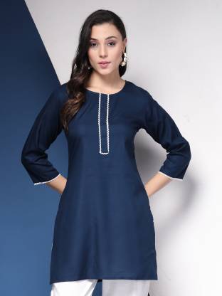 Blue Solid Round Neck Straight Kurta