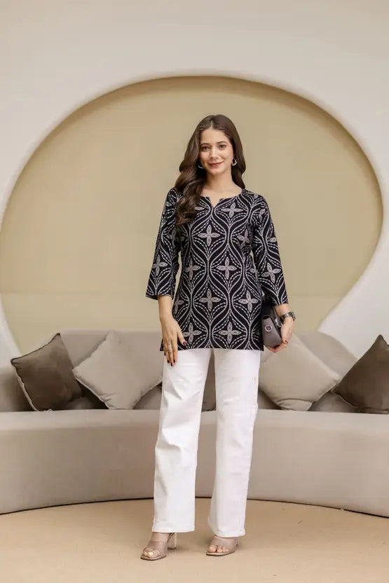 Casual Luxe Noir Geo Kurta