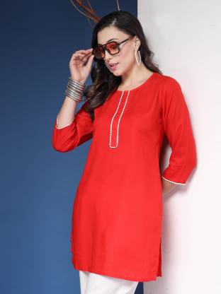 Red Solid Straight Kurta