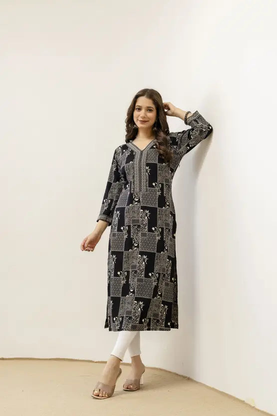 Black Grace V-Neck Straight Kurta