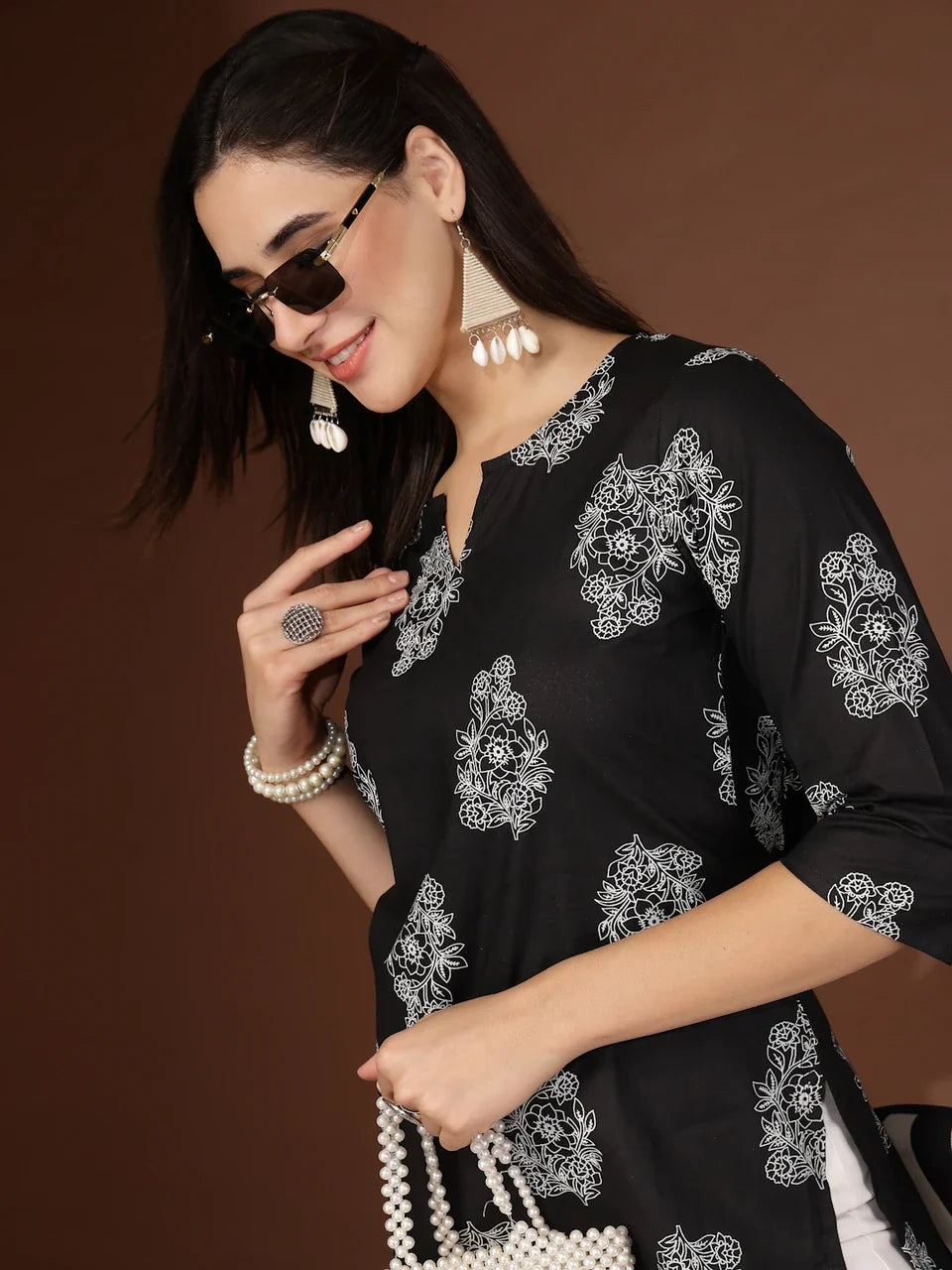 Elegant Bloom Straight Short Kurta