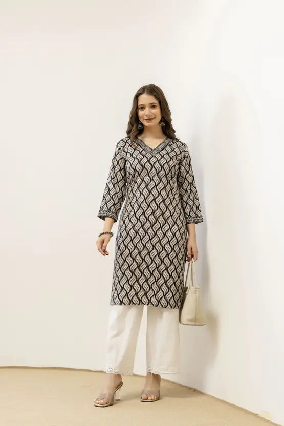 Black Elegance Geometric Print Kurta