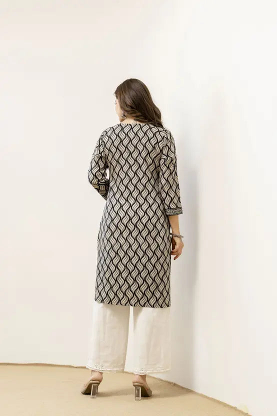 Black Elegance Geometric Print Kurta